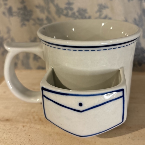 NWT Ten Thousand Villages Handcrafted Cookie Pocket Mug - Picture 1 of 8